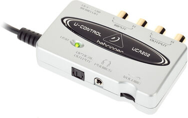 Behringer U-Control UCA202