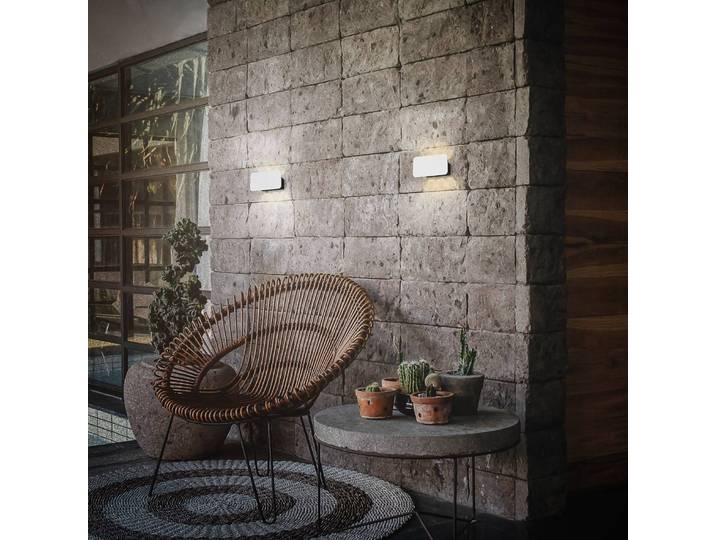 Briloner Wandleuchte Meluna, dimmbar, weiß / opal, für Wohn- / Esszimmer, Kunststoff, Modern