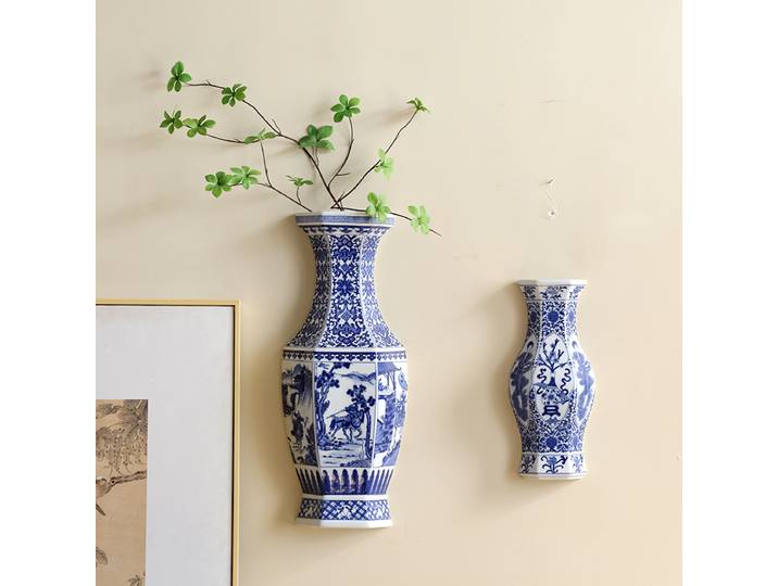 Nouveau Style chinois décoration murale pendentif Vase mural plaque suspendue fleur insérer en céramique bleu et blanc porcelaine