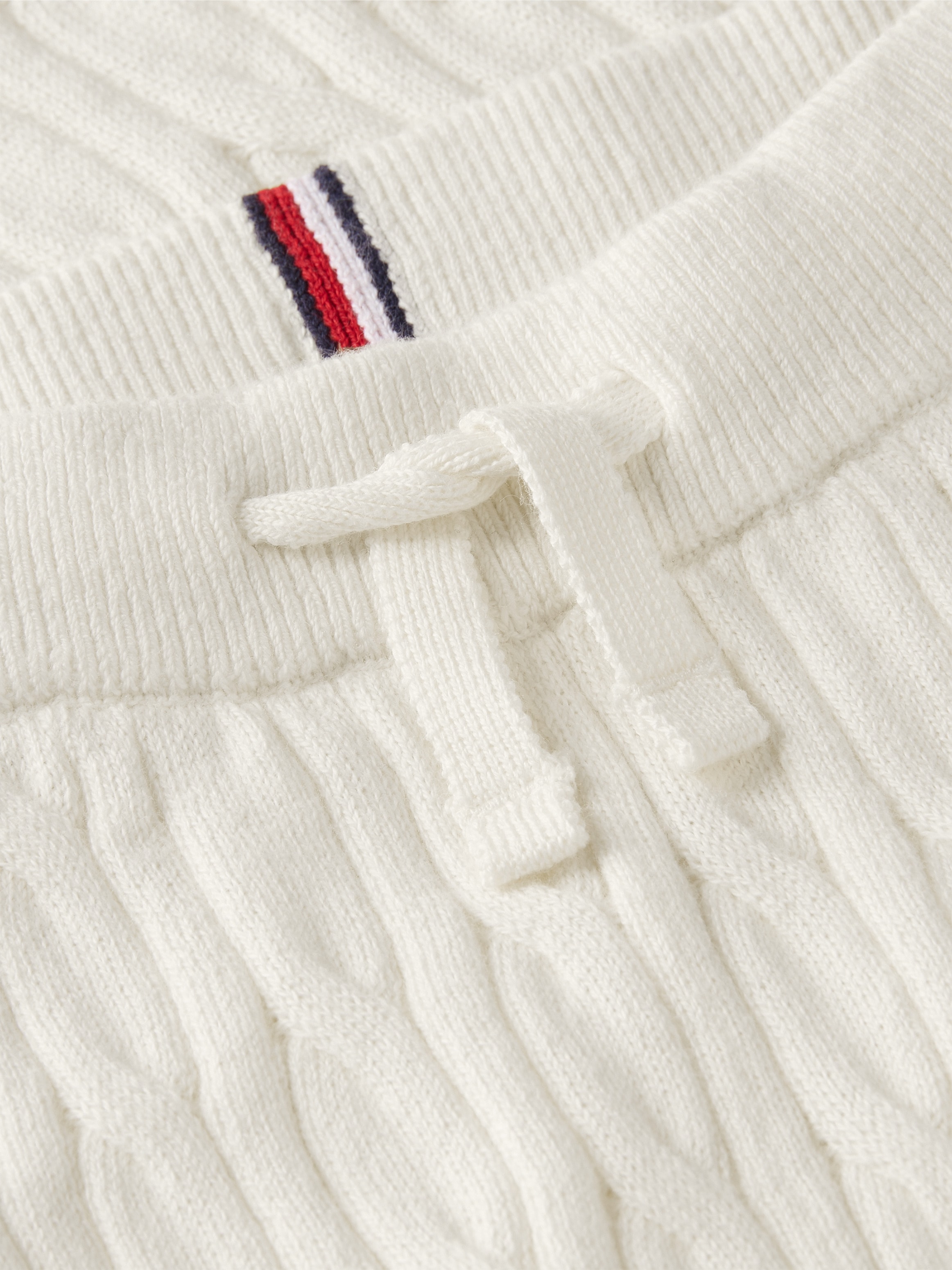 Neugeborenen-Geschenkset TOMMY HILFIGER, Jungen, Gr. 68, weiß (ivory petal), Strick, Obermaterial: 100% Baumwolle, unifarben, KOB Set-Artikel Neugeborenen-Geschenkset, weiche Strickqualität, für Babys
