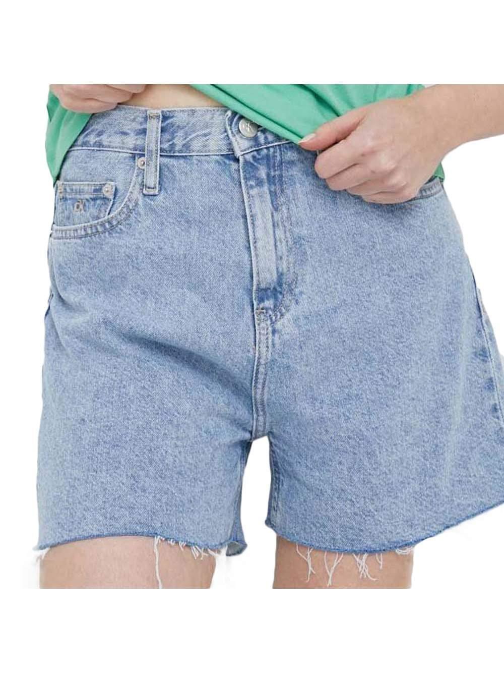 Kurze Calvin Klein Femme Authentiek