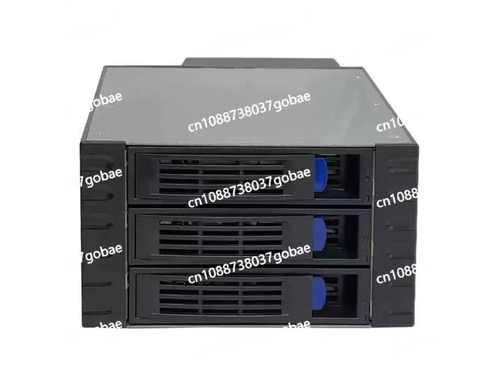 Cage de disque dur remplaçable à chaud. Châssis 2 module d'extension de lecteur optique 3 bits 3,5 pouces avec fond de panier. NAS intégré