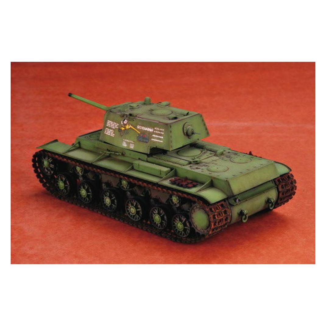 Trumpeter Russischer Panzer KV-1, 1942 Einfacher Turm (00358)