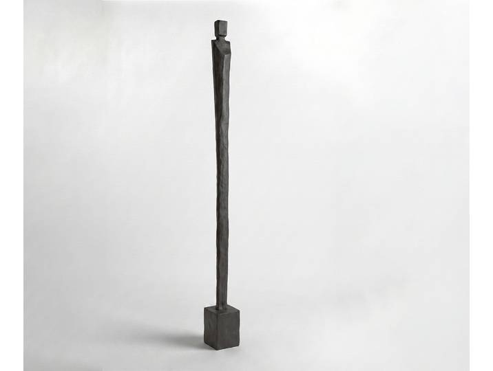 DELIFE Figur Statera B17 x T16 x H190 cm Aluminium Basalt Handgemacht, Wohnaccessoires