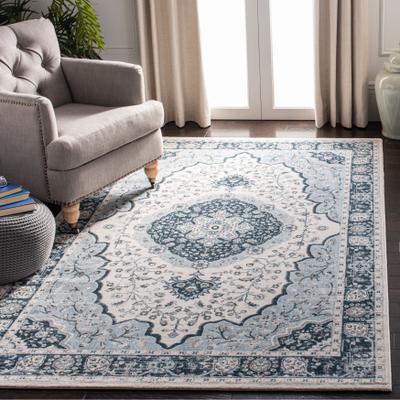 SAFAVIEH Isabella Shprinza Traditional Oriental Rug