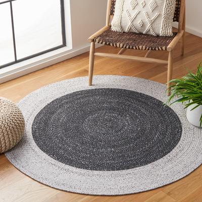 SAFAVIEH Handmade Braided Pitsa Round Rug