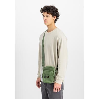 Umhängetasche ALPHA INDUSTRIES "Label Messenger Bag S", grün (sage, grün), Obermaterial: 100% Polyester. Futter: 100% Nylon, Taschen Umhängetasche