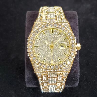 Inspire Select UNIGUET DA04 Iced Out Gold Diamond Men's Luxury Quartz Watch Stainless Steel Hip Hop Style golden