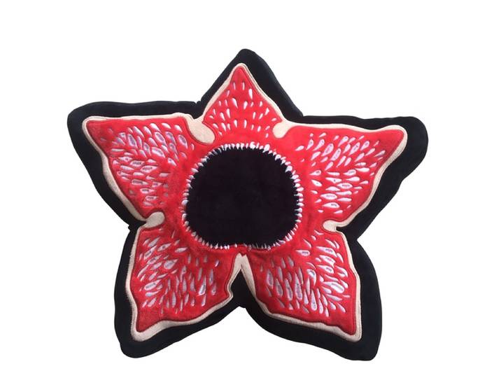 Stranger Things Coussin Demogorgon