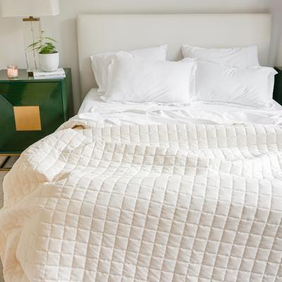 Jennifer Adams Lux Ultra-Soft Lightweight California Square Quilt