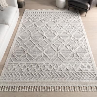 Nuloom Ansley Moroccan Lattice Tassel Area Rug