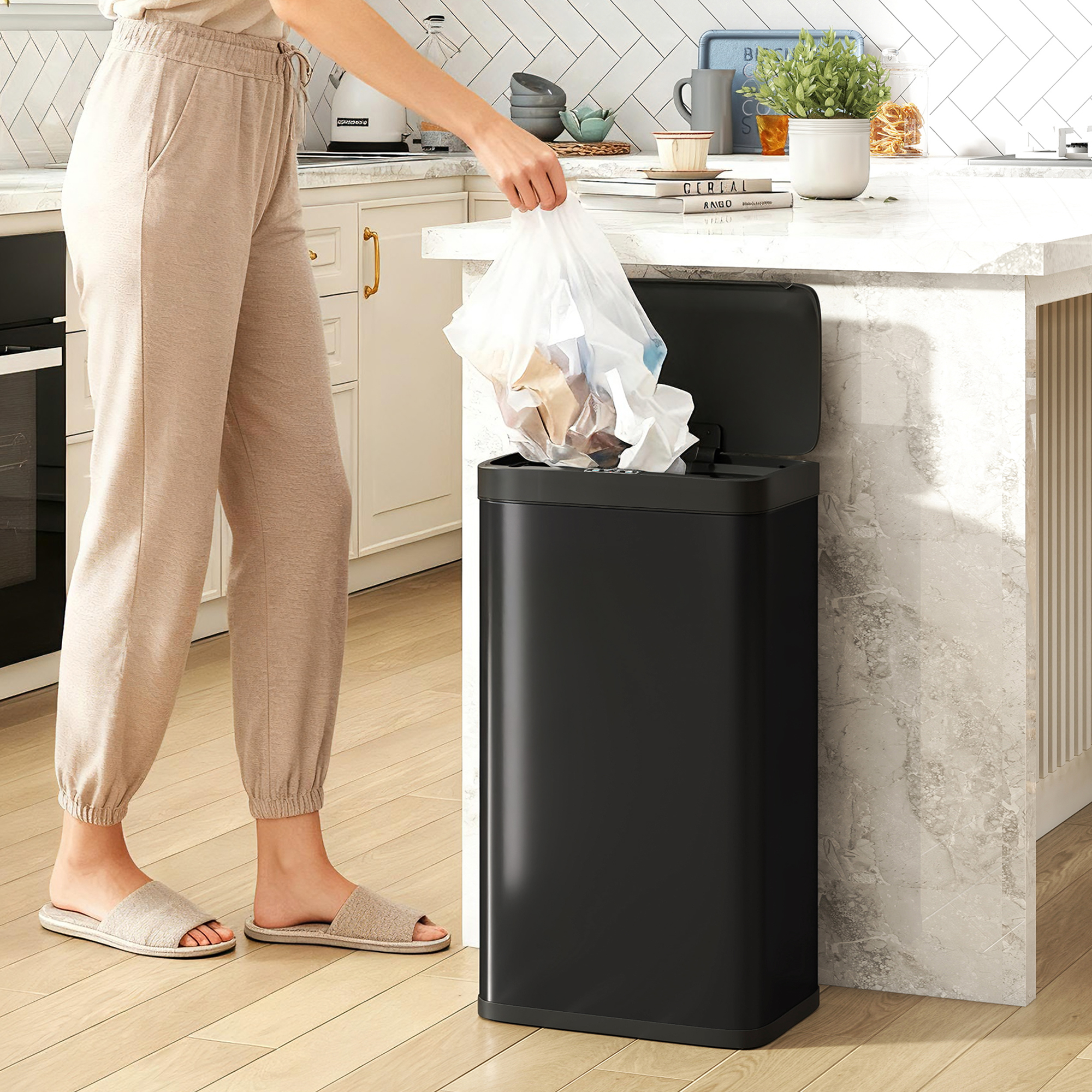 Homcom Cestino Automatico per rifiuti con Contenitore Interno Rimovibile e Sensore a Infrarossi, 38x25.5x67.5 cm, Nero   Aosom Italy