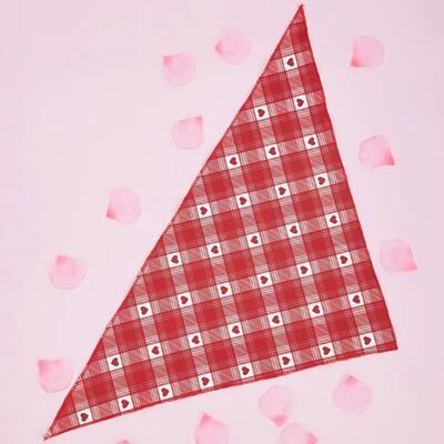 Uplift Treasures Valentines Hearts Pet Bandana Scarf red l