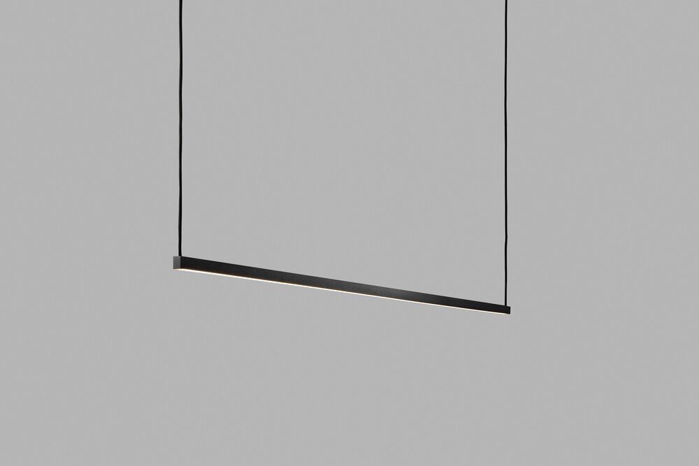 Light-Point LED-Pendelleuchte STRIPE 150cm schwarz 270366 5711389703660
