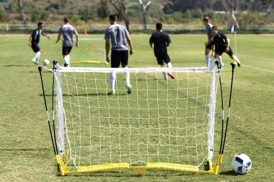 Famanu Fußballtor 6x4 Pro Training - Schwarz/Gelb