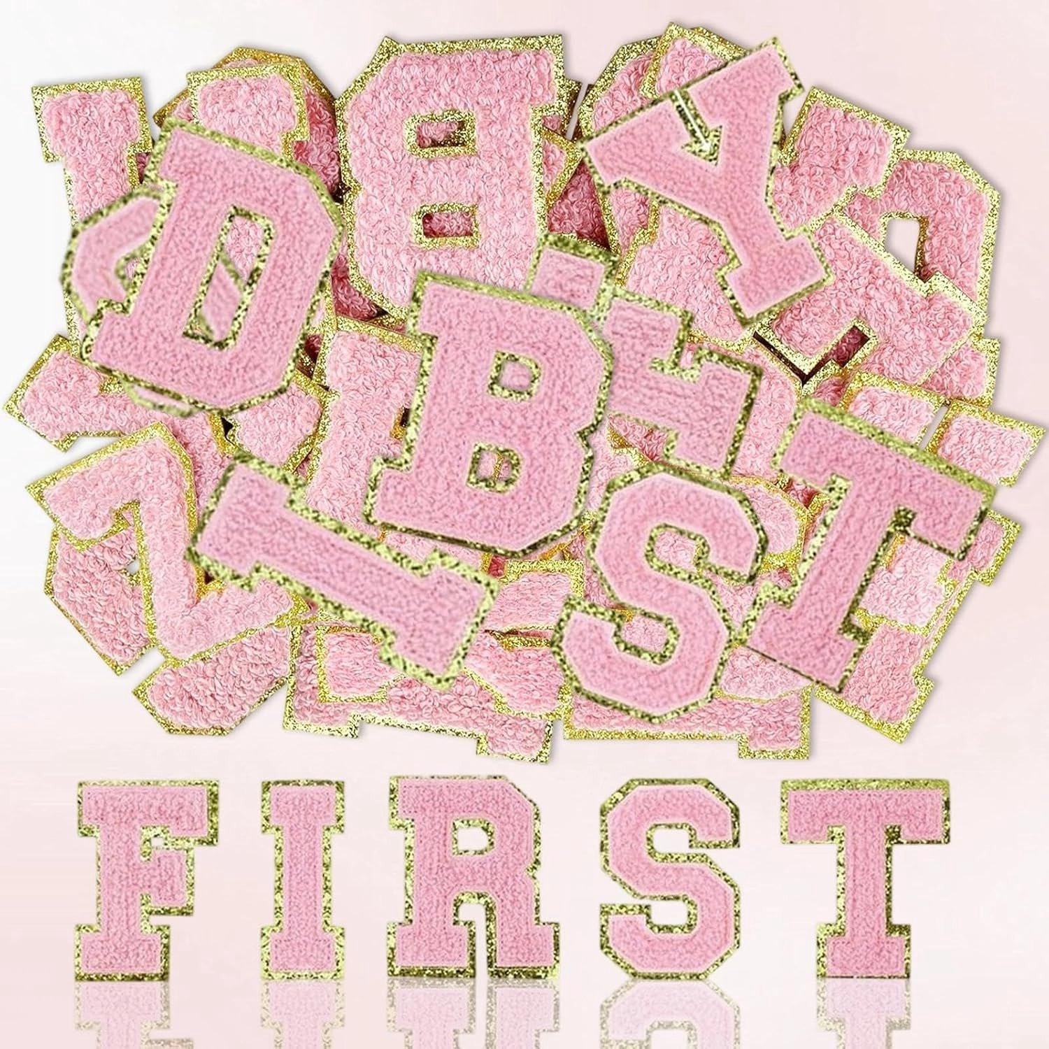 Set van 26 zelfklevende textielstickers A tot Z in roze voor hoeden, kleding en rugzakken