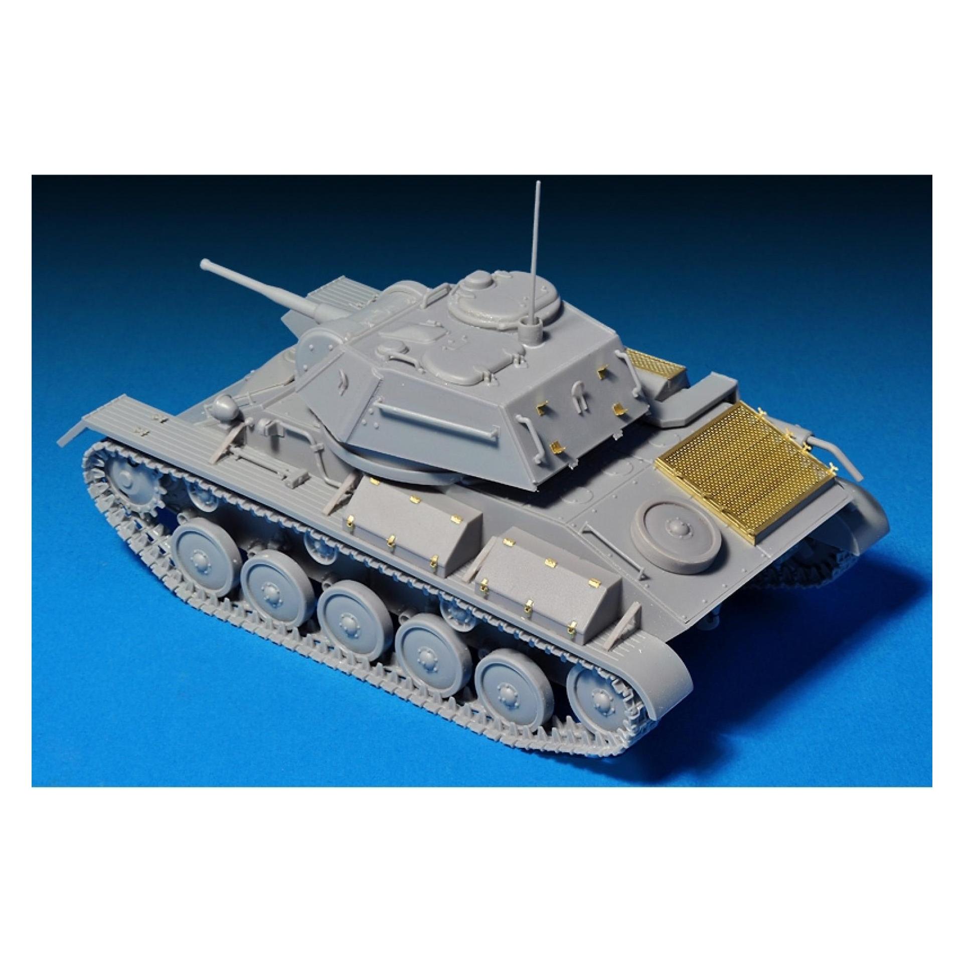 Mini art T-80 Soviet Light Tank w/Crew SpecialEdi (35243)
