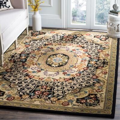 SAFAVIEH Handmade Classic Yvonne Traditional Oriental Wool Rug