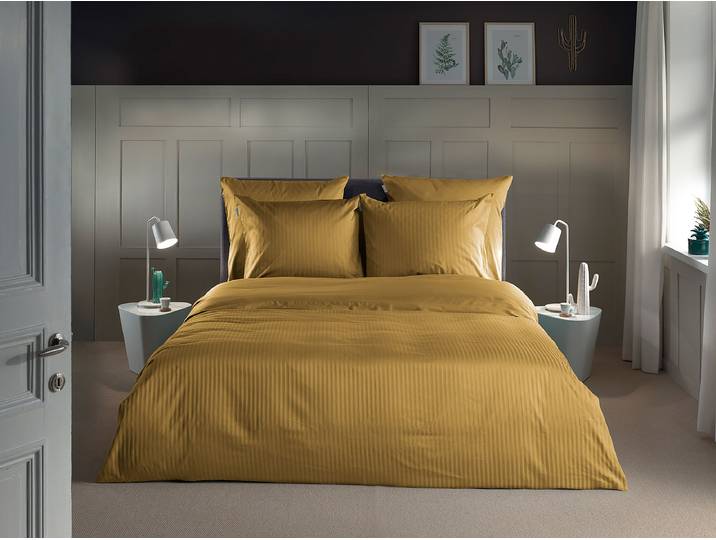 Bettwäsche Banda 200 x 200 cm + 2 Kissen 80 x 80 cm Gold/Gold