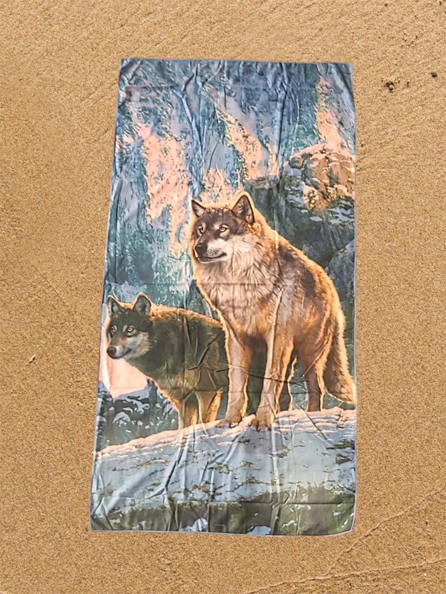 The Coloured House WolfStrandlaken Wolf Couple In Sunset B/D: 90 x 180 cm