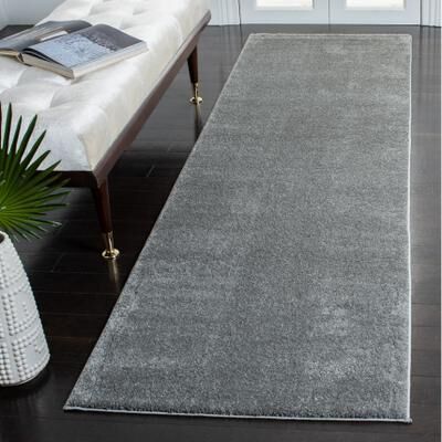 SAFAVIEH Non-Slip Sterina Solid Rug