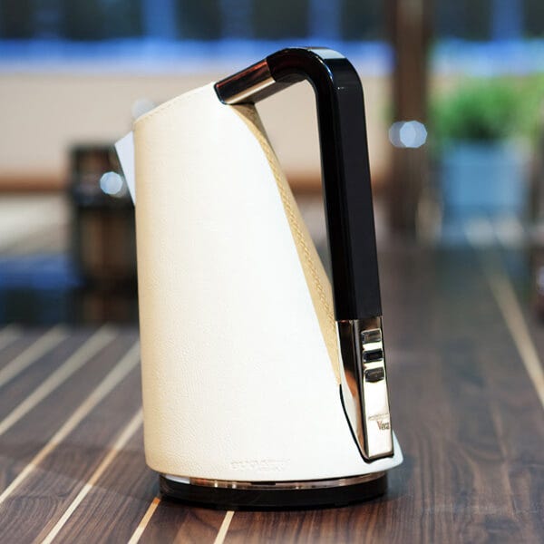 Bugatti Vera Easy Vintage Leather Finish Kettle Cream