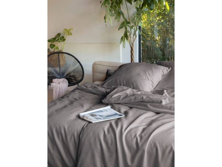 Bettwäsche IRISETTE Lotus 8940 , grau (12 grafit), B/L: 135cm x 200cm, 1 Stk., 1 Stk., Lyocell, B/L: 80cm x 80cm, 2, Lyocell, Obermaterial: 100% Lyocell, Bettwäsche, Bettwäsche, Lyocell, 2 teilig, atmungsaktiv, temperaturausgleichend