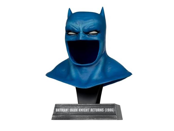 McFarlane Toys - 6