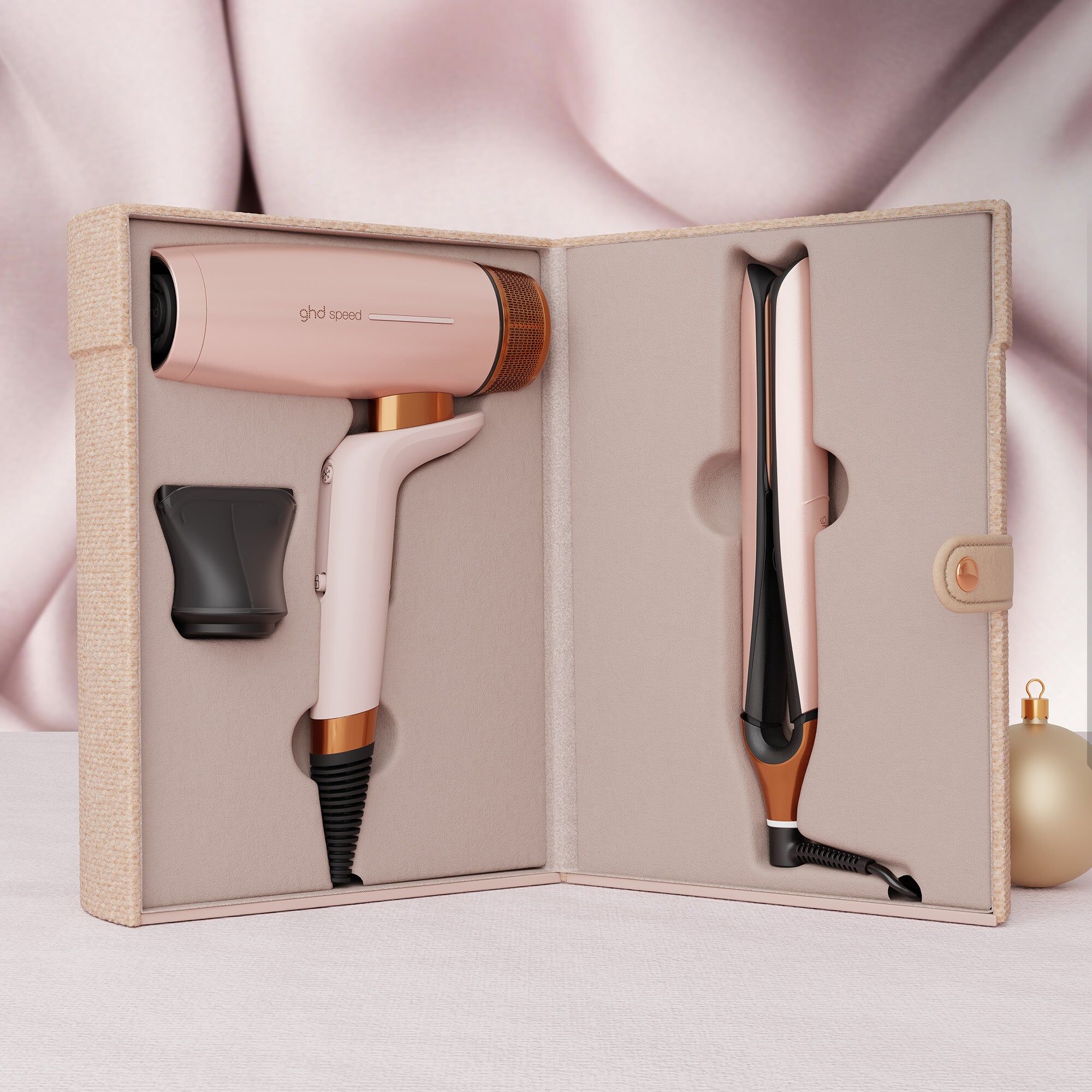 Ghd Deluxe Gift Set Cashmere Beige, Chronos + Speed