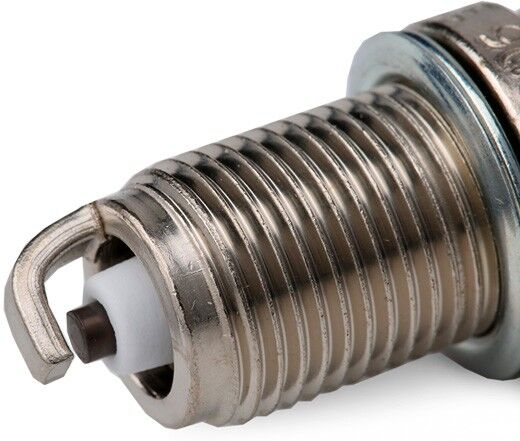 Champion OE033/T10 Spark plug