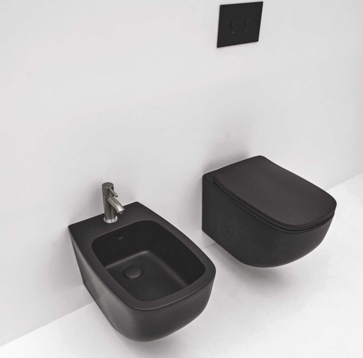 Wand-WC-Set aus matt schwarzer Sanitärkeramik | Mozart