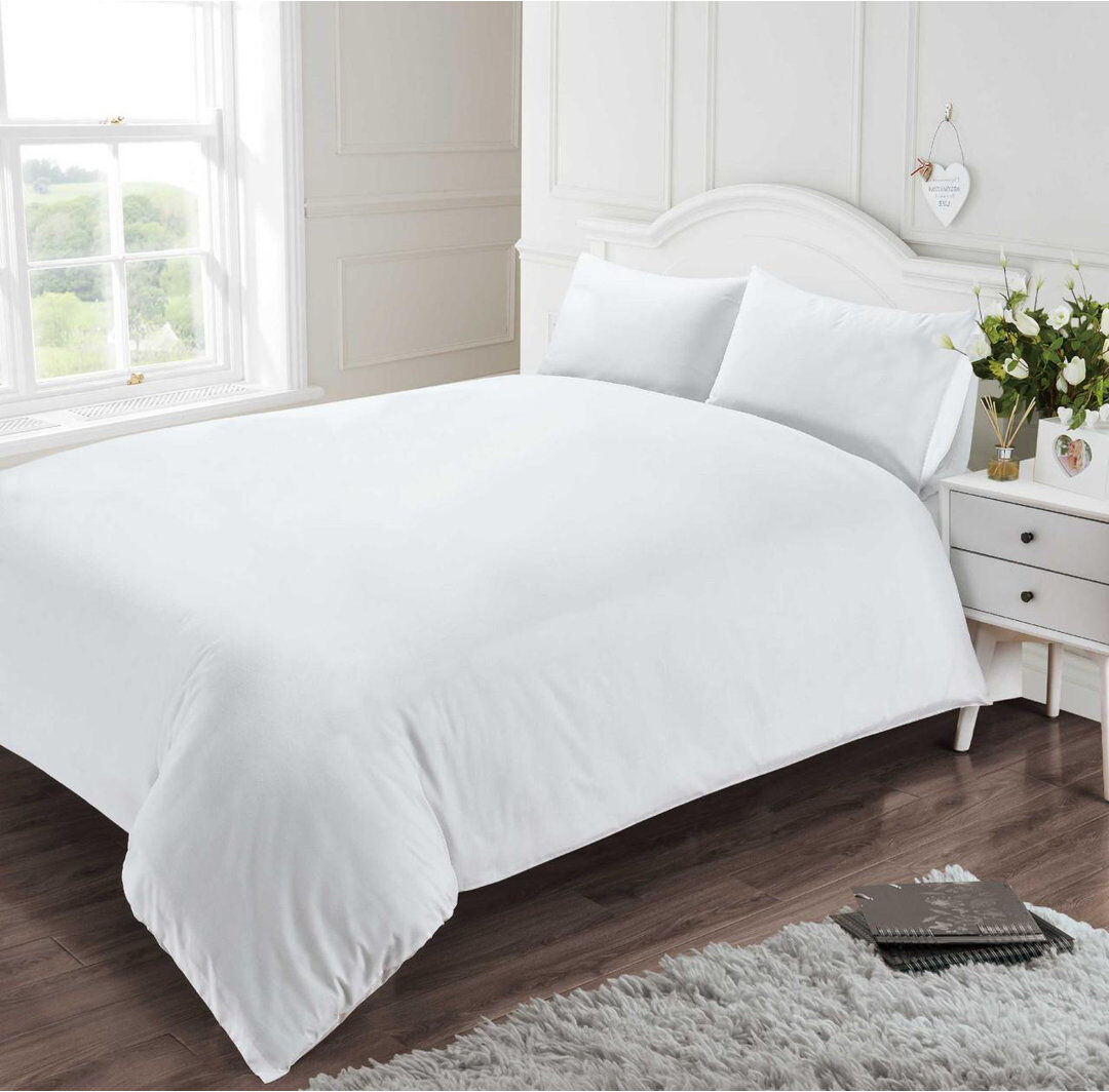 White Noise Constantine Duvet Cover Set with Pillowcases White Double - 2 Standard Pillowcases