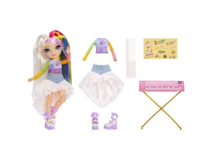 MGA Rainbow High NEW Jr High Fashion Dolls Amaya
