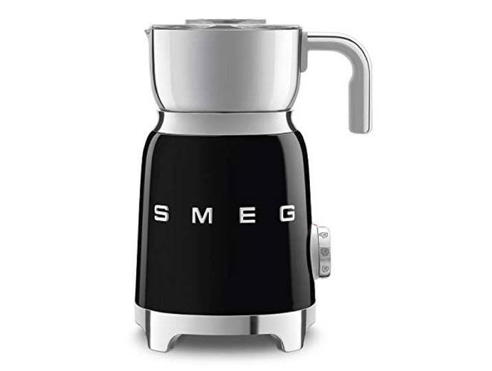 SMEG Milchaufschäumer im Retro-Stil der 50er Jahre, mit 2 Scheiben, 6 voreingestellten Programmen, heißes oder kaltes Aufschäumen und Induktionserwärmung (schwarz)