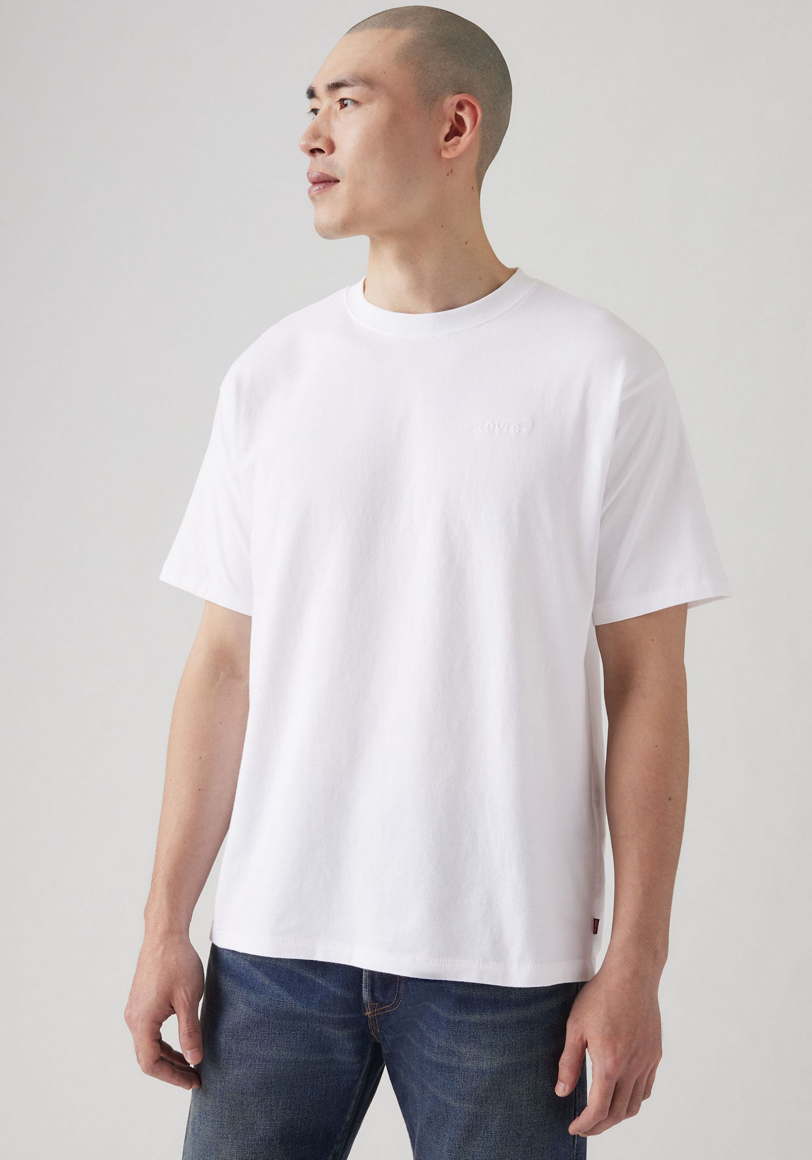 Rundhalsshirt LEVI'S "LE RED TAB VINTAGE TEE", Herren, Gr. S, weiss (weiß), Jersey, Obermaterial: 100% Baumwolle, relaxed fit hüftbedeckend, Rundhals, eingesetzt abgesteppt, Shirts Rundhalsshirt, im klassischen Levi's Design weiß S