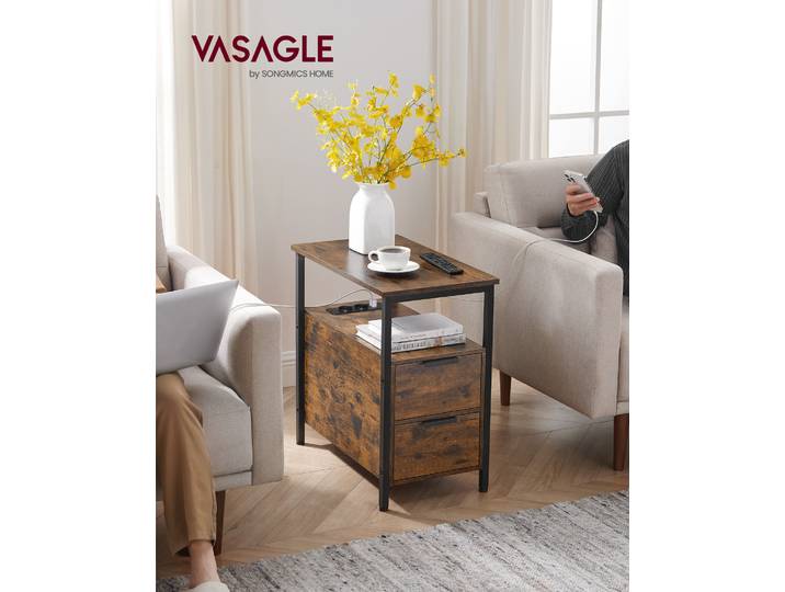 VASAGLE Table d’Appoint avec Multiprise, Petite Table Fine avec 2 Tiroirs, Table de Chevet avec Rangement, pour Salon, Chambre