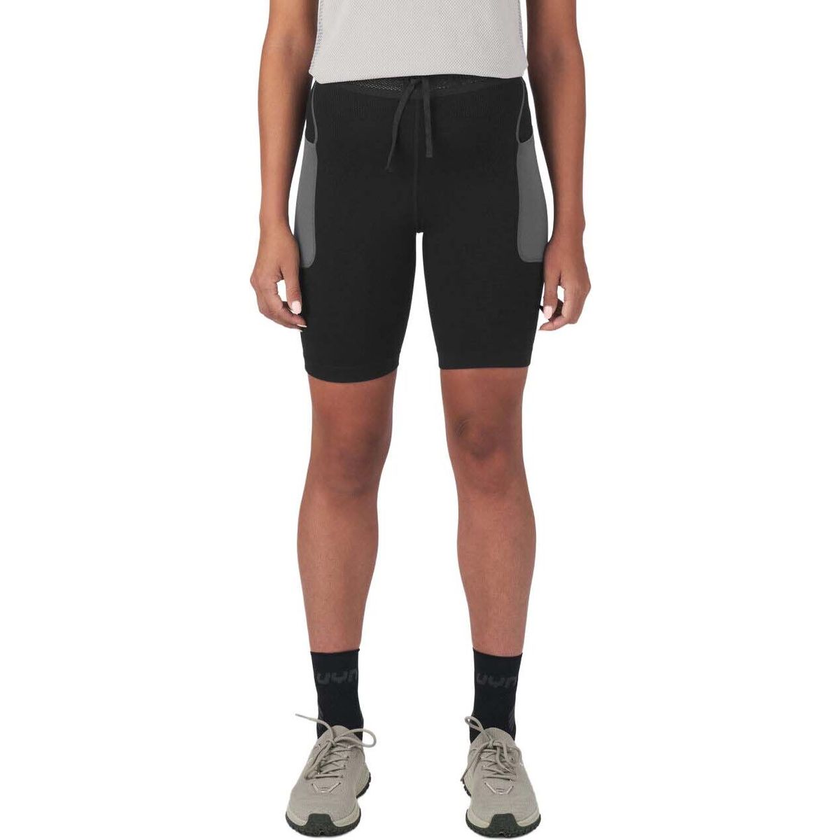 Uyn Woman Dolomya OW Cargo Short Tights caviar (B485) S O103423-B485-S