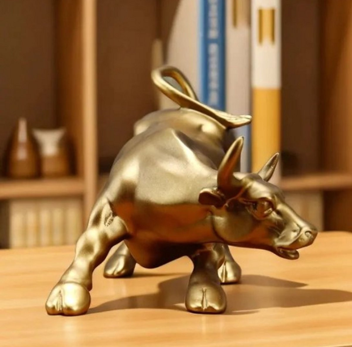 Rimmo Gouden Stier Wall Street Bull Ornament - Feng Shui Standbeeld voor Rijkdom en Welvaart - Desktop Decoratie