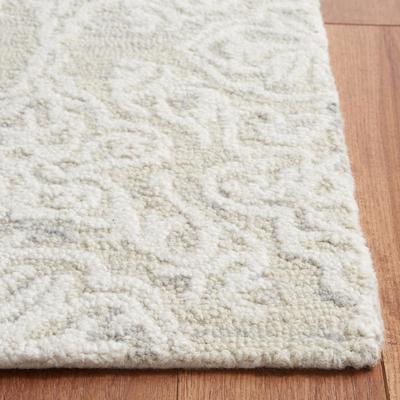SAFAVIEH Handmade Blossom Mahalia Modern Floral Wool Rug