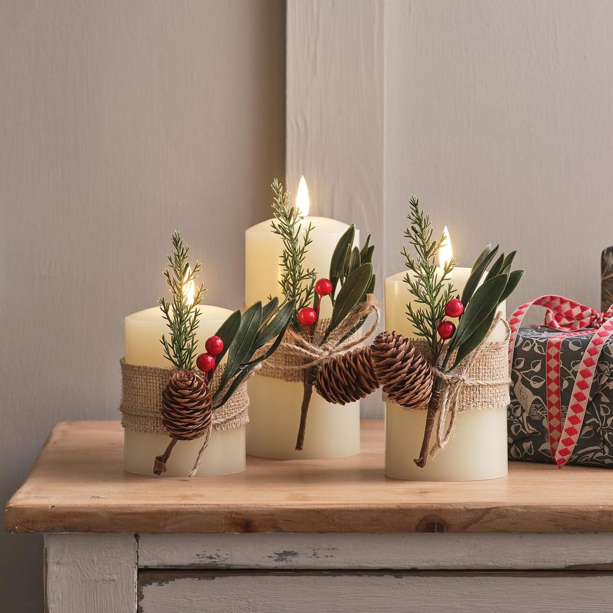 Set van 3 LED Kerstkaarsen met Afstandsbediening in Crèmetinten