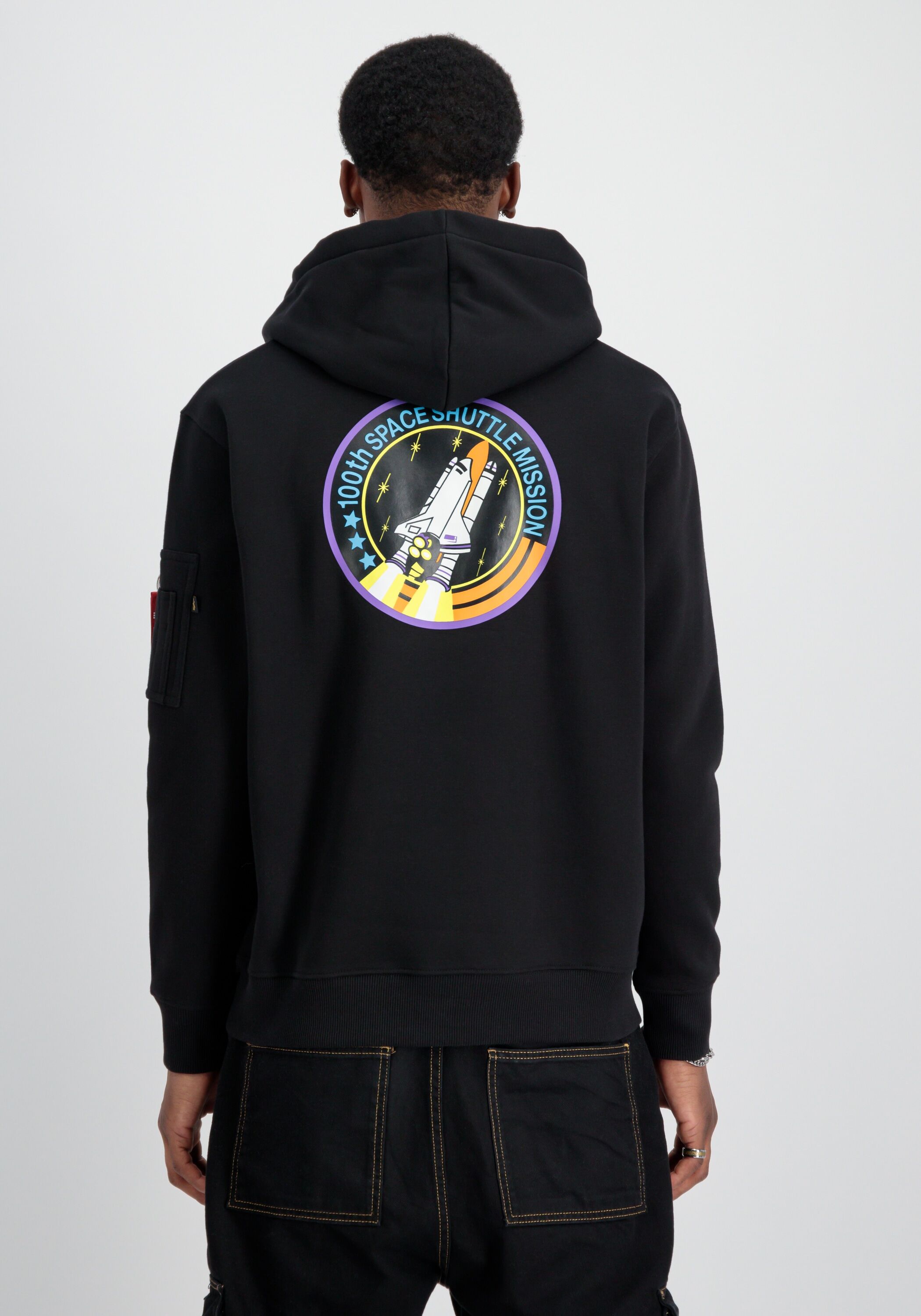 Hoodie ALPHA INDUSTRIES "Space Shuttle Hoodie", Herren, Gr. S, lila (schwarz, neon lila), Obermaterial: 80% Baumwolle, 20% Polyester, regular fit, Sweatshirts Hoodie schwarz, neon lila S