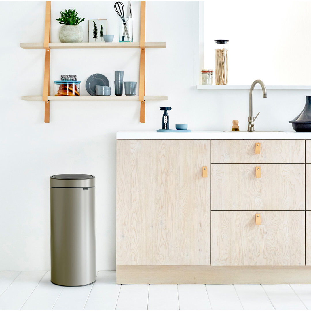 Brabantia 30 Litre Touch Bin Platinum 30L