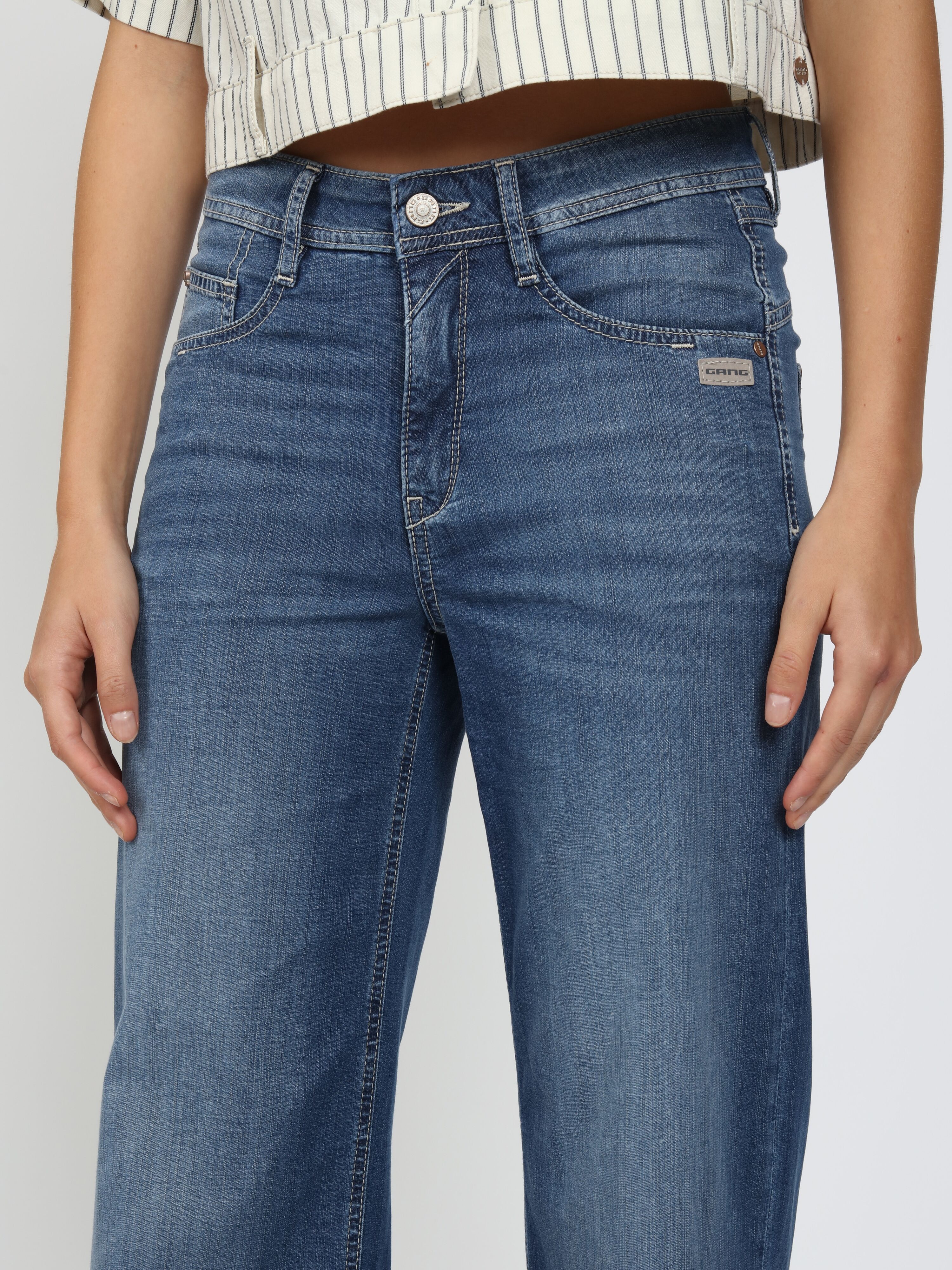 Weite Jeans GANG "94AMELIE WIDE", Damen, Gr. 34, N-Gr, blau (customary midblau), Denim/Jeans, Obermaterial: 88% Baumwolle, 9% Elastomultiester, 3% Lyocell, weit lang, Jeans Weite Jeans, aus Stretch-Denim customary midblau 34, N-Gr