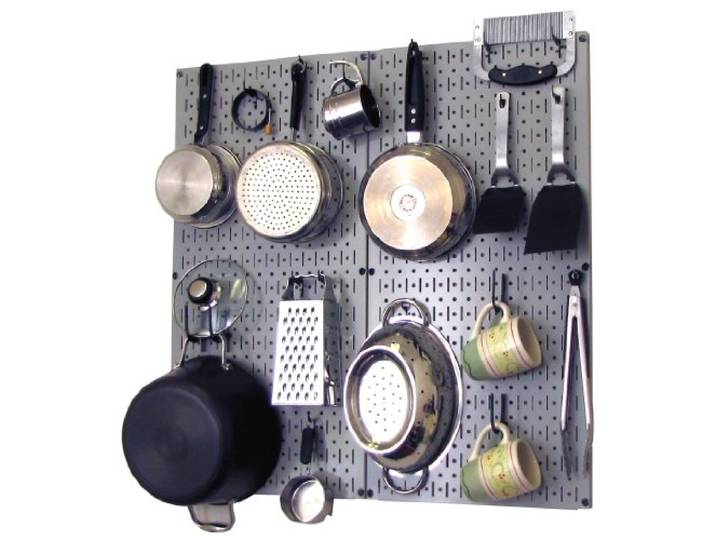 Wall Control Stecktafel-Organizer für die Küche, Töpfe und Pfannen, Aufbewahrungsregal, Organisationsset mit grauer Stecktafel und schwarzem Zubehör