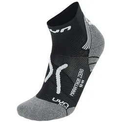 UYN Run Marathon Zero Laufsocken mit Cool-Air-Flow Technologie aus Natex Herren black/white/grey 35-38