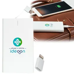 Kompakte Powerbank USB-C (4.000mAh) – Ultra-Slim Powerbank mit fest integriertem Kabel & Lightning Adapter – Mobiler Akku-Boost