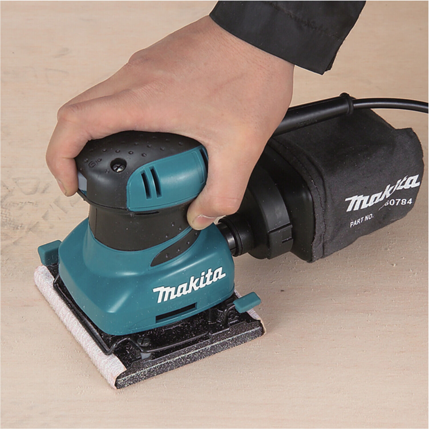 Makita Faust-Schwingschleifer Klett 200 W BO4555J)