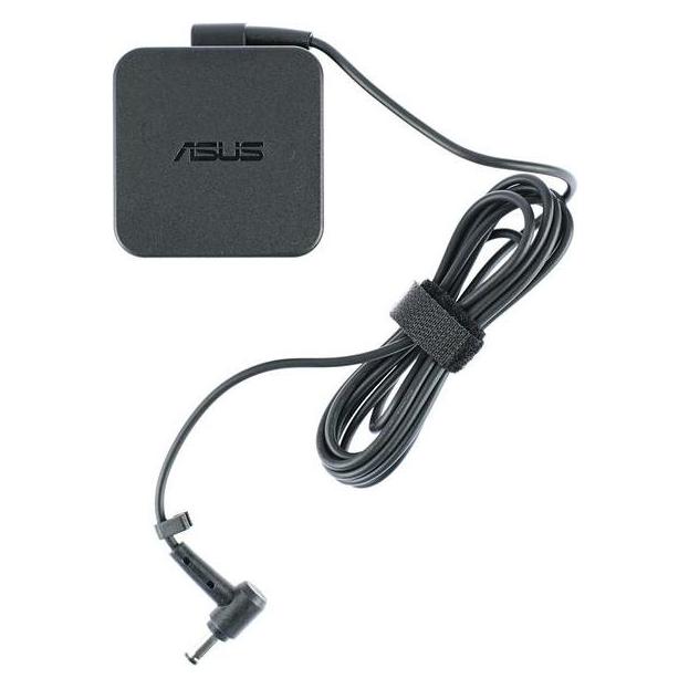 ASUS ADAPTER 45 W 19 V 3-polig 5,5-mm-Stecker (45 W) (0A001-00691400)
