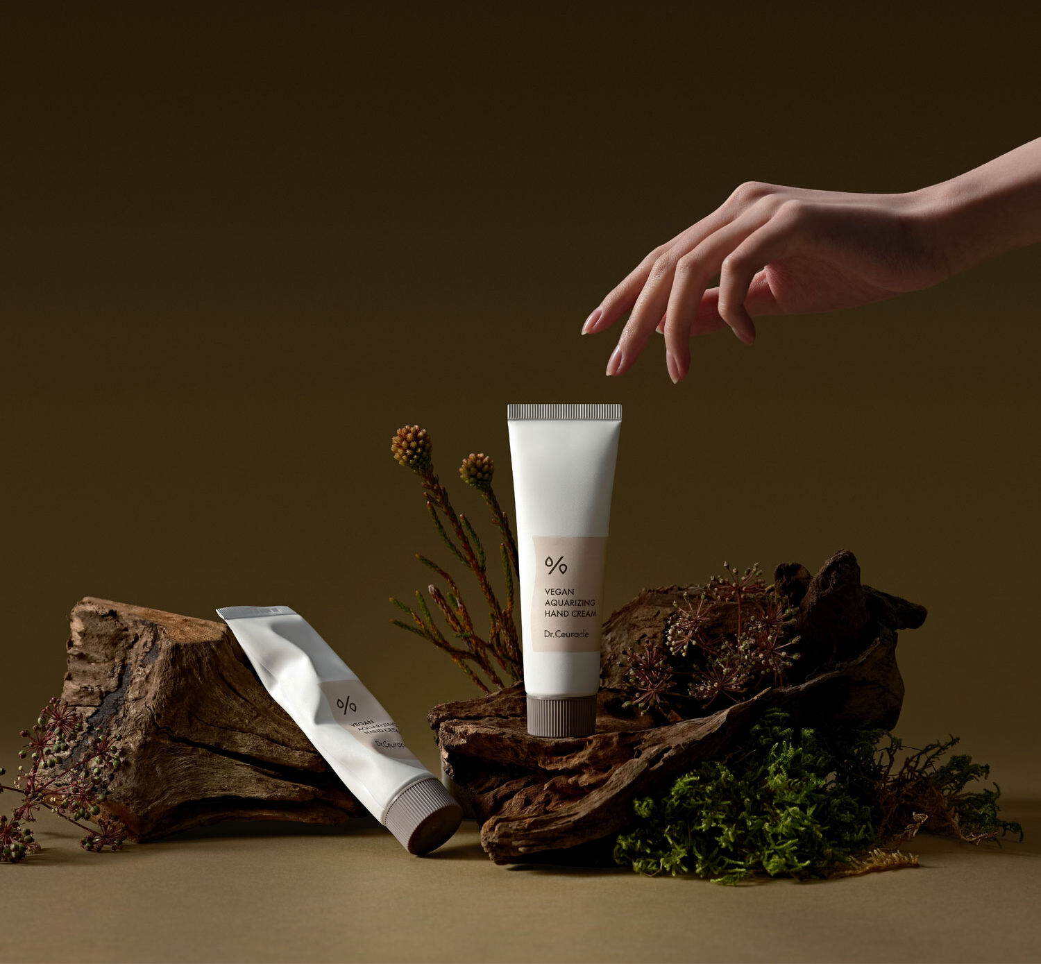 DR. CEURACLE Vegan Aquarizing Hand Cream 50ml
