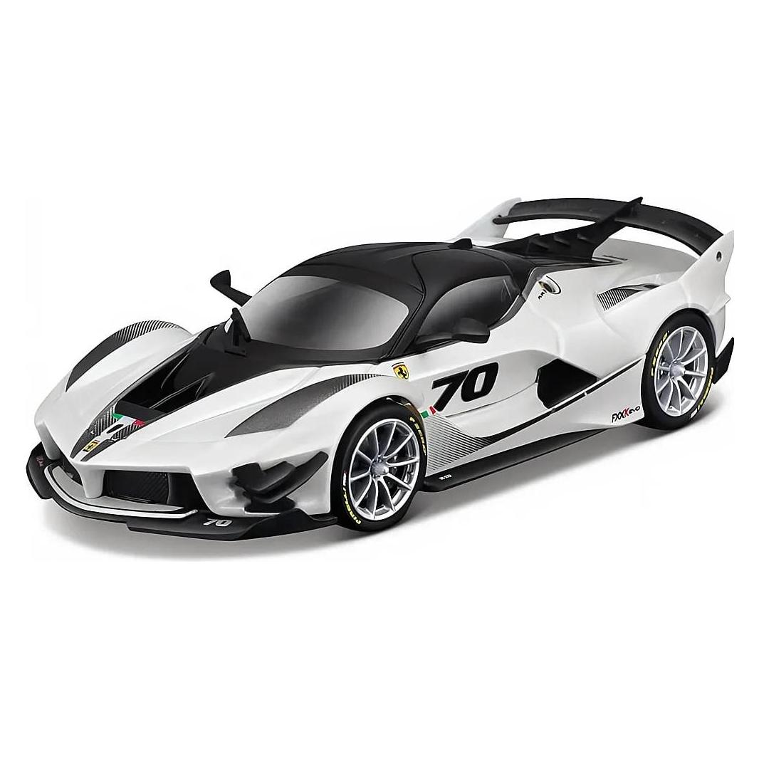 Bburago Ferrari FXX-K Evo 2017 1/43 weiss (18-36311)